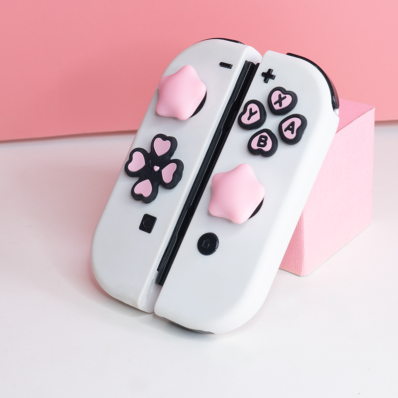 Adesivi per pulsanti multicolo - Gaming Accessories Pink recensione e prezzo